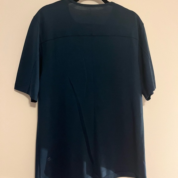 Lululemon Medium Navy t shirt - Picture 2 of 3